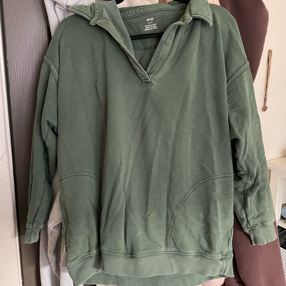 Aerie light weight sweatshirt
